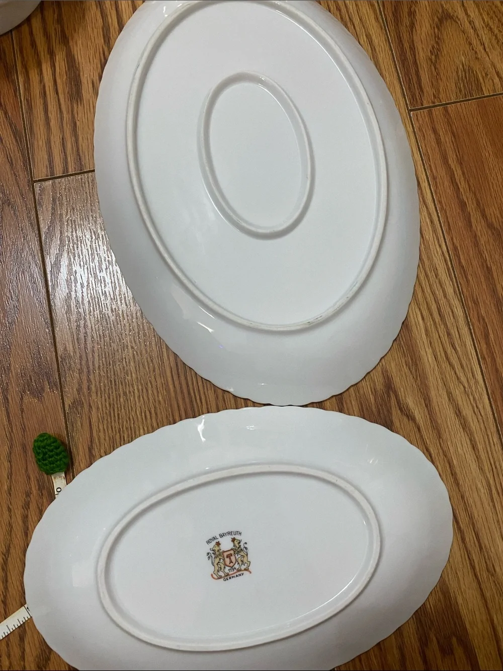 Royal Bayreuth Germany set of two oval platters